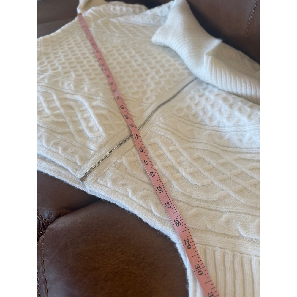Elan White Cable Knit‎ Asymmetrical Zip Poncho Sweater Womens L Large - Picture 8 of 9